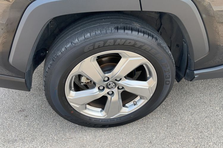 Used Toyota RAV4 2022 2.0L CVT Two-Wheel Drive Fashion Plus Edition