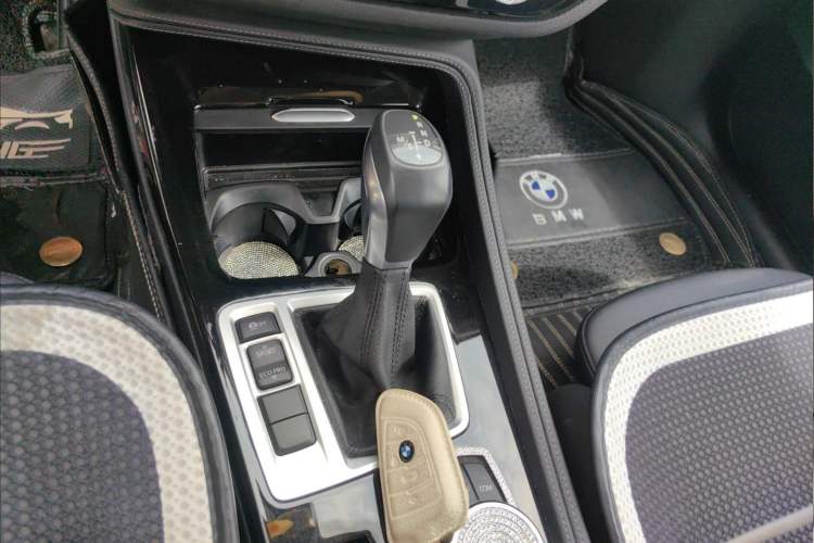 Used BMW 1 Series 2018 Facelifted 118i Sport Edition Interior 4