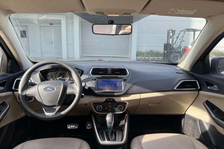 Used Ford Escort 2015 1.5L Automatic Comfort Edition