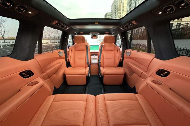 Used Lynk & Co 900 2025 2.0T Ultra