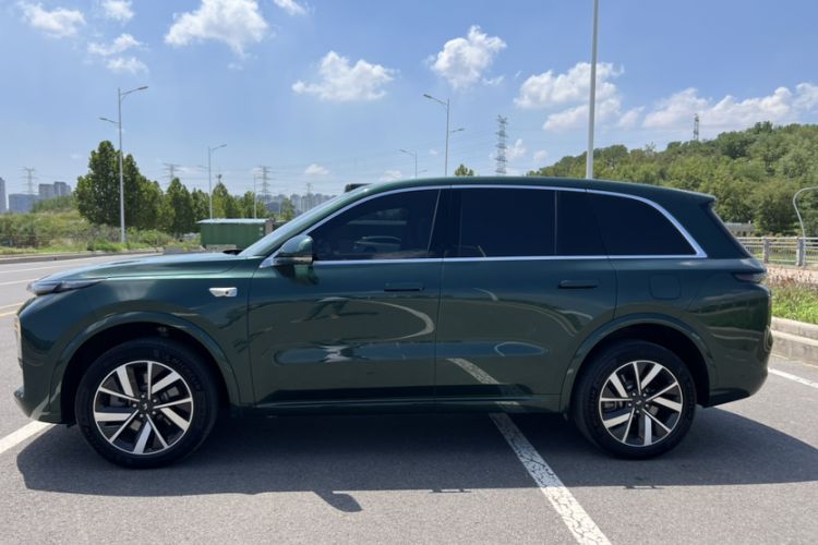 Used Li Auto L8 2023 Max model
