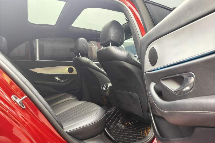 Used Mercedes-Benz E-Class 2019 E 260 Sport Edition
