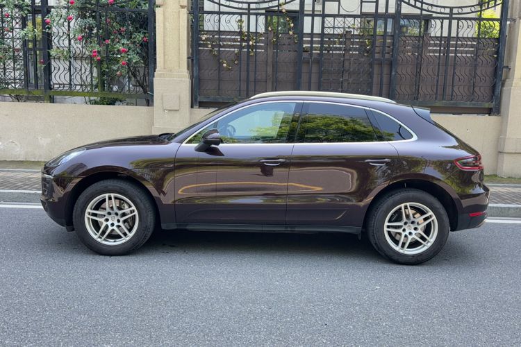 Used Porsche Macan 2014 Macan 2.0T
