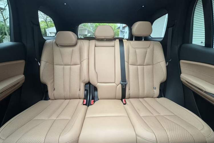 Used Nio ES8 2020 415 km Range 7-Seater Version