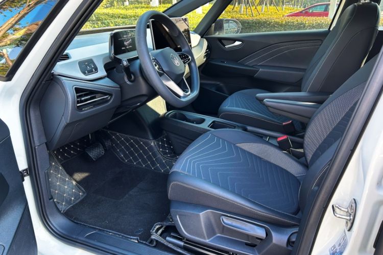 Used Volkswagen ID.3 2025 Smart Version Pure & Intelligent Enjoyment Edition
