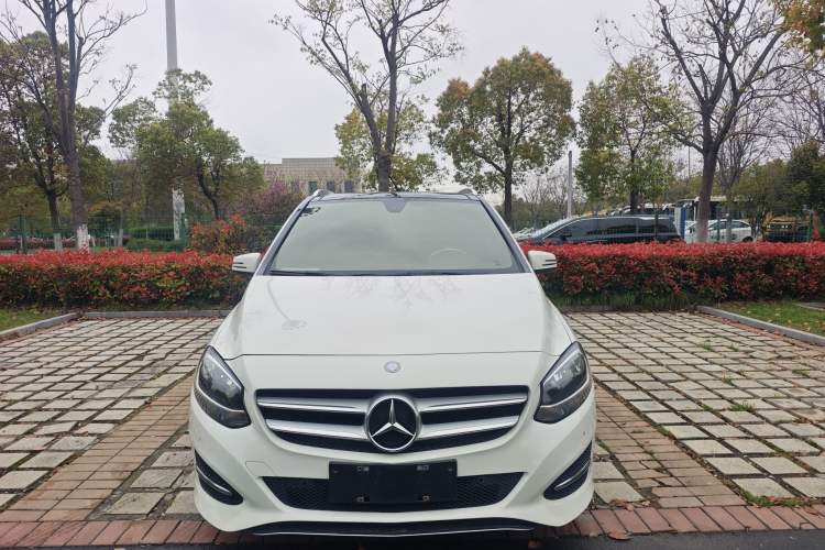 Used Mercedes-Benz B-Class 2015 B 200 Sport Edition Exterior 5