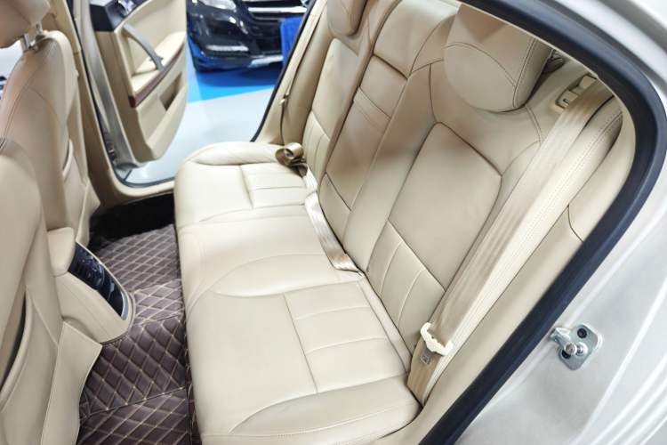 Used Roewe 550 2013 Classic Edition 550 1.8L Automatic Luxury Model