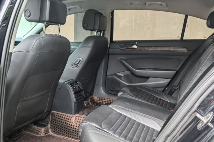 Used Volkswagen Magotan 2019 330TSI DSG Luxury Version China VI Standard