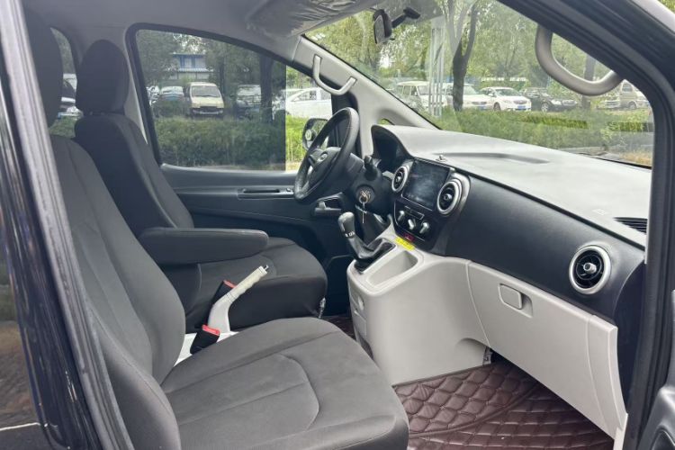 Used JAC Refine M3 2023 1.8L 7/8-Seater Comfort Edition
