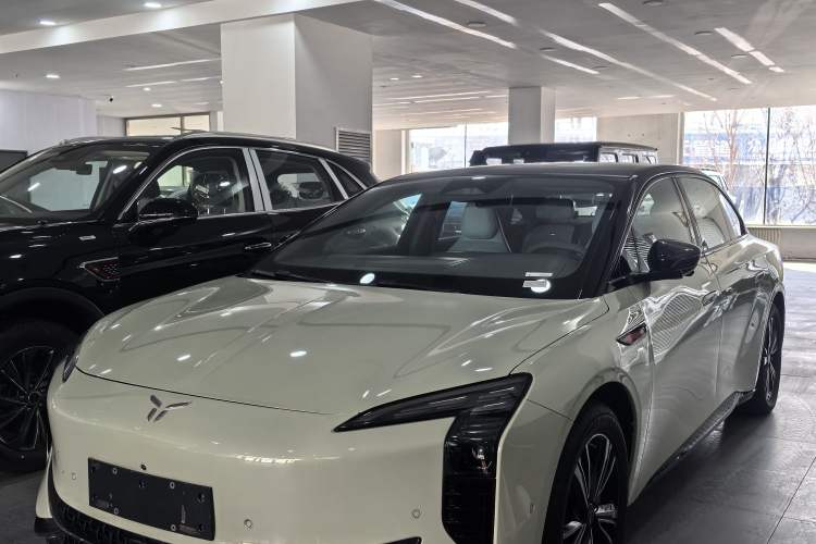 Used Hongqi EH7 2024 690 Pro