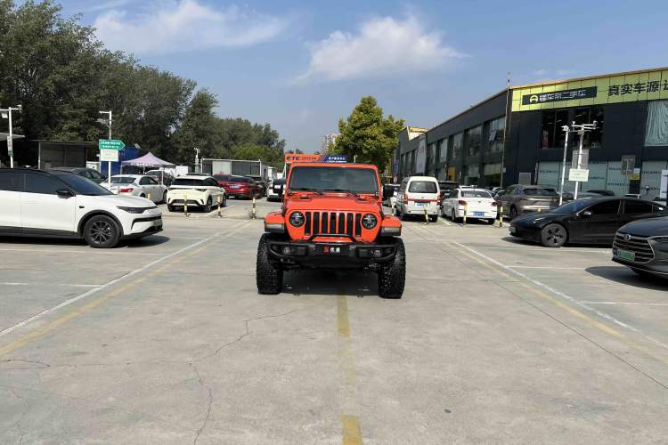 Used Jeep Wrangler 2018 2.0T Sahara Four-Door Edition