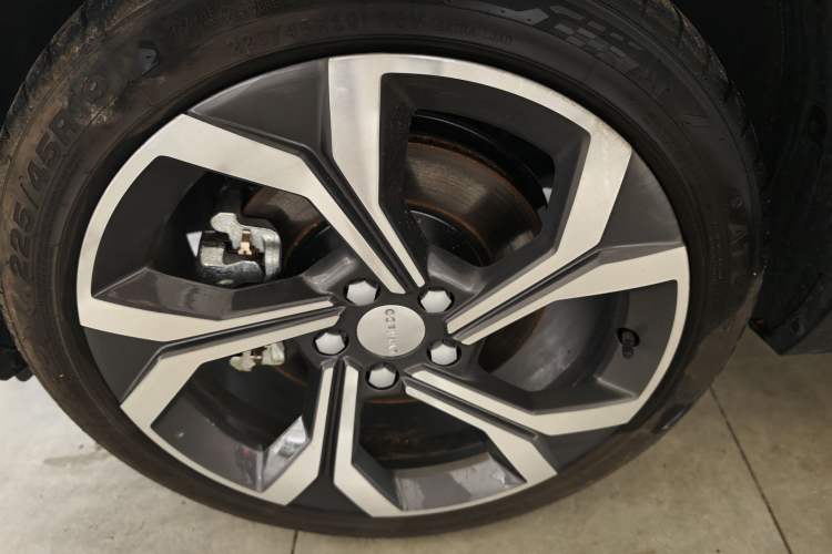 Used Lynk & Co 06 2023 Remix 1.5T Dynamic Halo Exterior 6