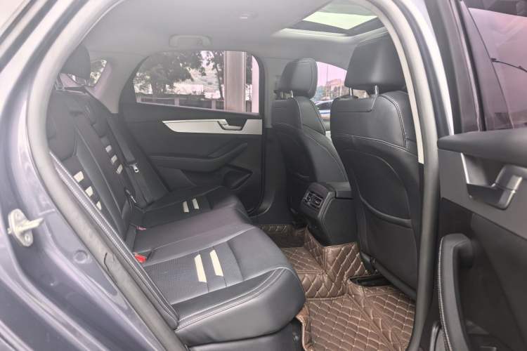 Used BYD Qin Pro New Energy 2019 DM Super Edition 1.5TI Automatic Smart Connect X-Trail Model China VI Standard Interior 3