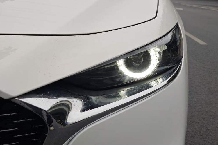 Used Mazda 3 Axela 2023 2.0L Automatic ZhiZhen Edition
