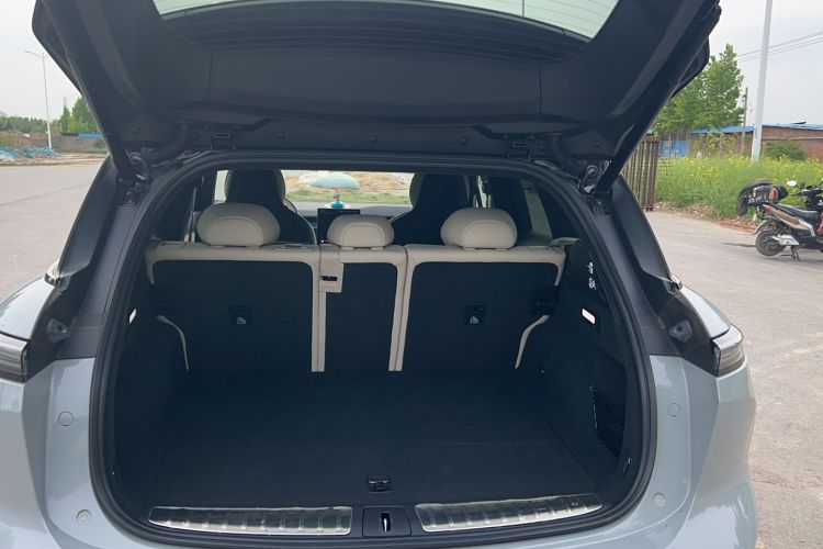 Used Nio ES6 2024 75 kWh Trunk