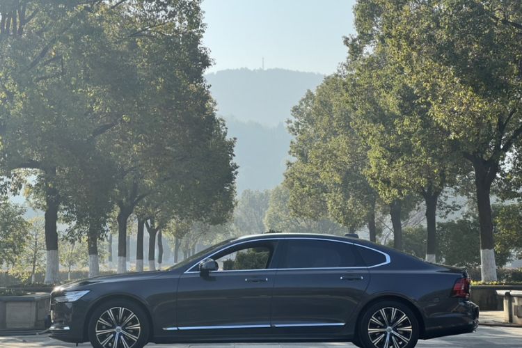 Used Volvo S90 2021 B5 Zhiyuan Luxury Edition