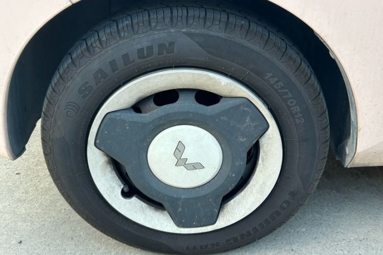 Used Wuling Hongguang MINIEV 2022 Macaron Premium Model – Lithium Ternary Battery