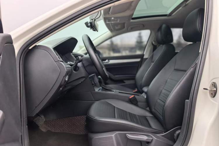 Used Volkswagen Lamando 2021 230TSI DSG Fashion Edition
