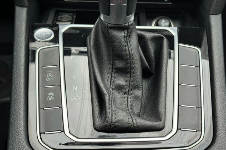 Used Volkswagen Magotan 2018 330TSI DSG Luxury Model