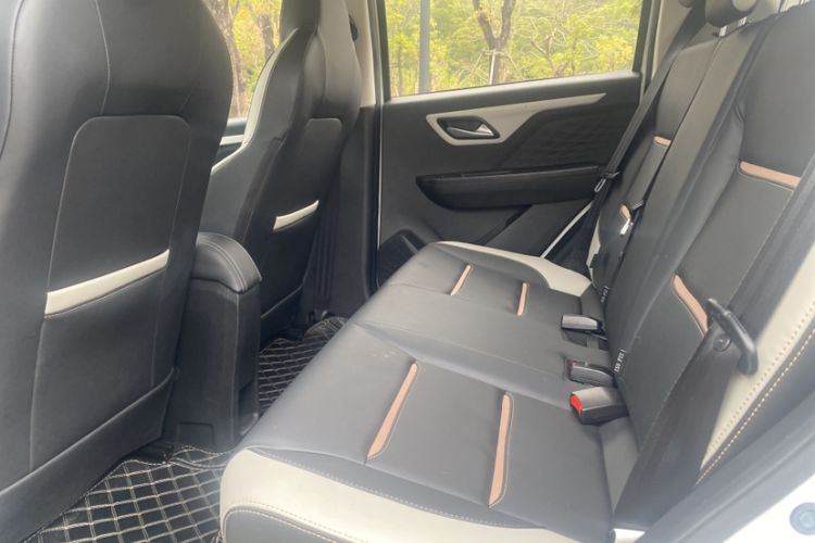 Used SOL E10X 2022 Flower Fairy Design Four-Leaf Clover