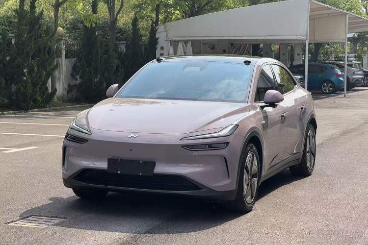 Used ONVO L60 2024 60 kWh Rear-Drive Version