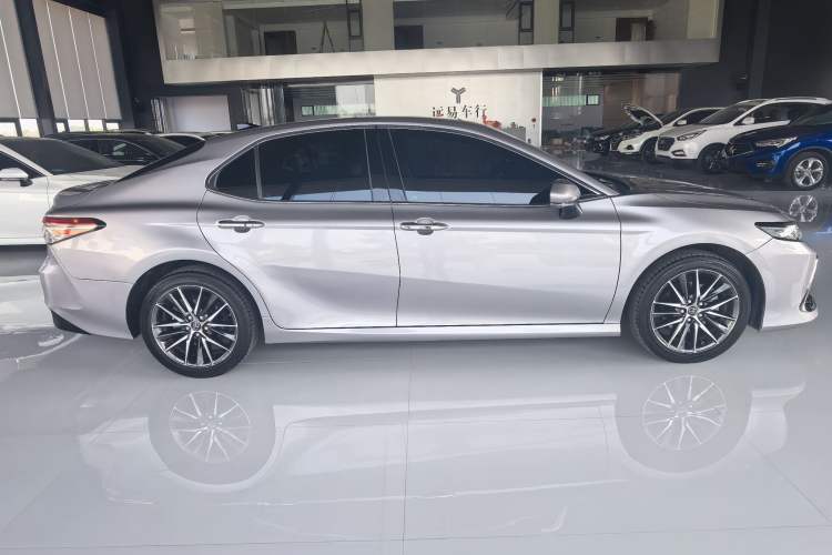 Used Toyota Camry 2021 2.5G Luxury Edition