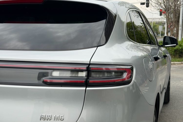 Used Hima AITO M5 2022 Extended-Range Four-Wheel Drive Performance Version
