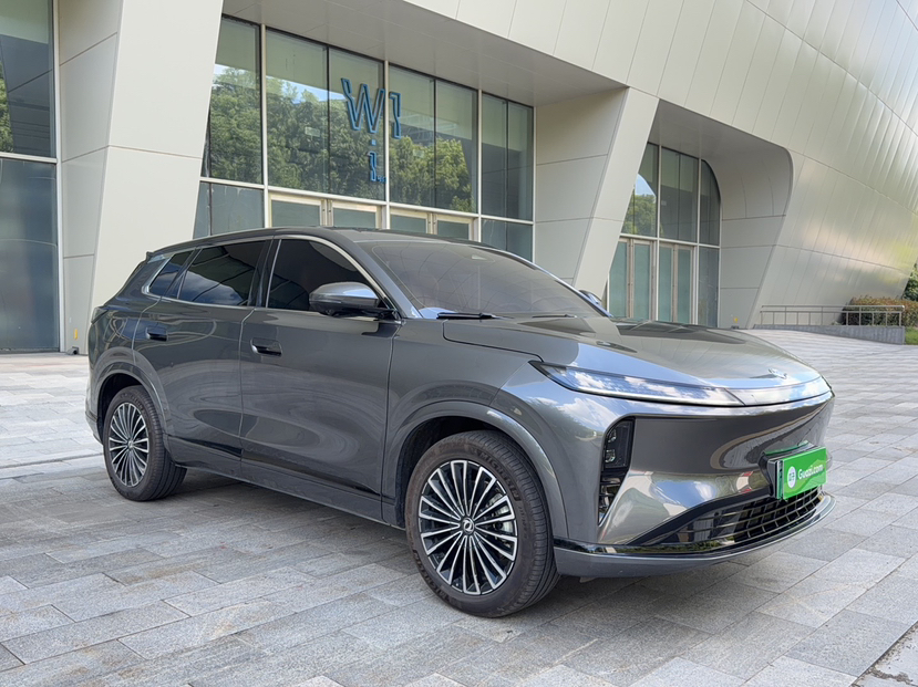 Dongfeng Aeolus L8 2025 Model 185KM Dream Edition — снимка 13