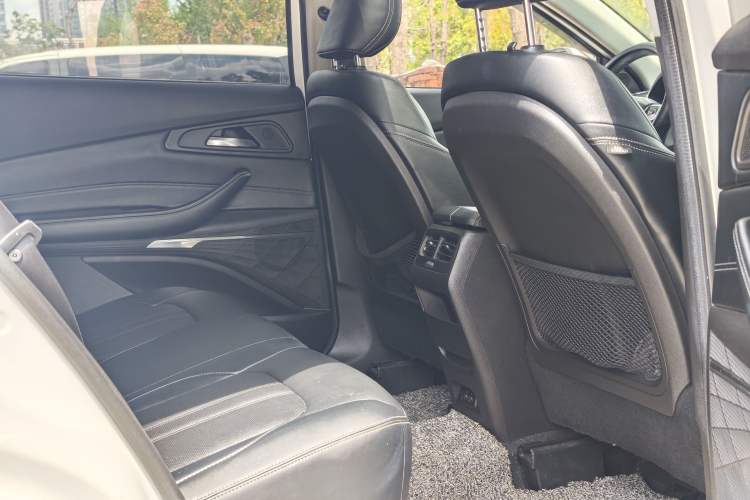 Used EXEED Lingyun 2019 1.6T Two-Wheel Drive Diamond Edition