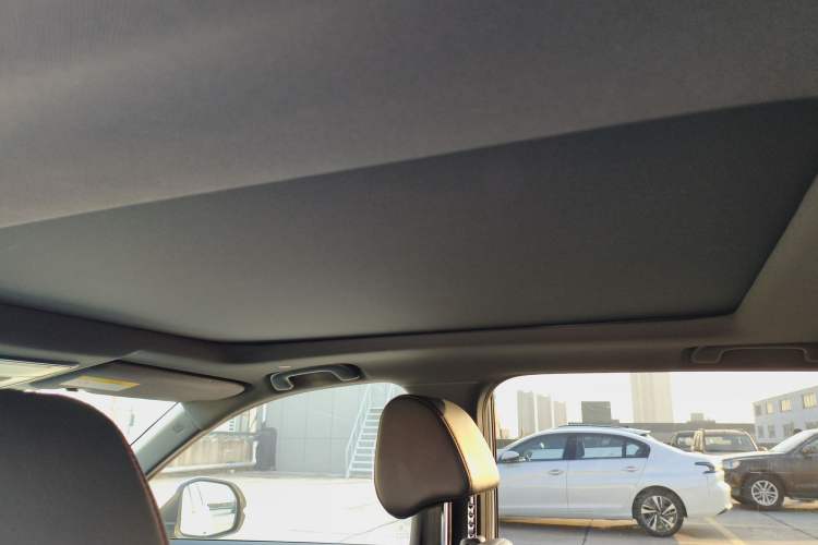 Used Honda CR-V 2024 2.0L eHEV Two-Wheel Drive Smart Edition
