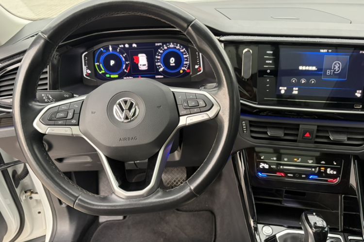 Used Volkswagen Tayron GTE Plug-in Hybrid 2020 1.4T Luxury Model Interior 6