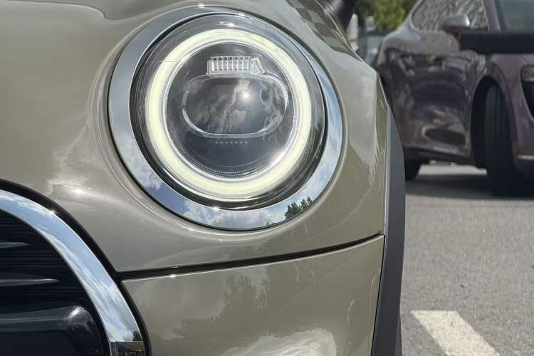 Used MINI MINI 2019 1.5T COOPER Racing Driver