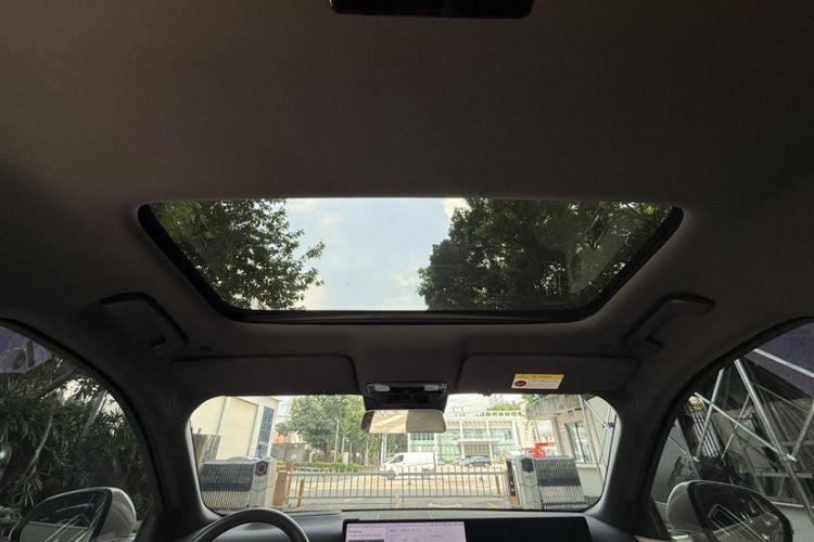 Used Li Auto L8 2023 Pro Model