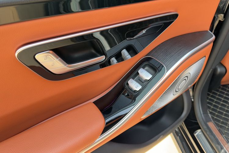 Used Mercedes-Benz S-Class 2022 Revised S 400 L Business Version Interior 5