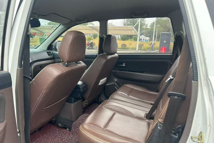 Used FAW Senya S80 2014 1.5L Manual 5-Seater Classic Edition
