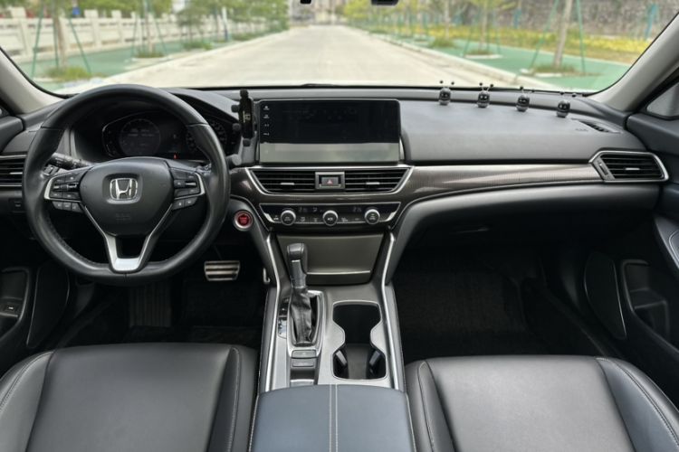 Used Honda Accord 2022 260TURBO Phantom Night · Prestige Edition
