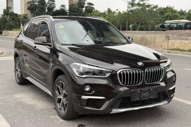 Used BMW X1 2018 xDrive20Li Luxury Model Exterior 7