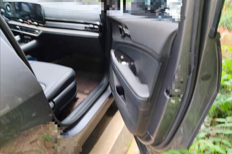 Used Kia Sportage (Chinese Domestic Model) 2023 2.0T Two-Wheel-Drive Prestige Edition Right Front Seat