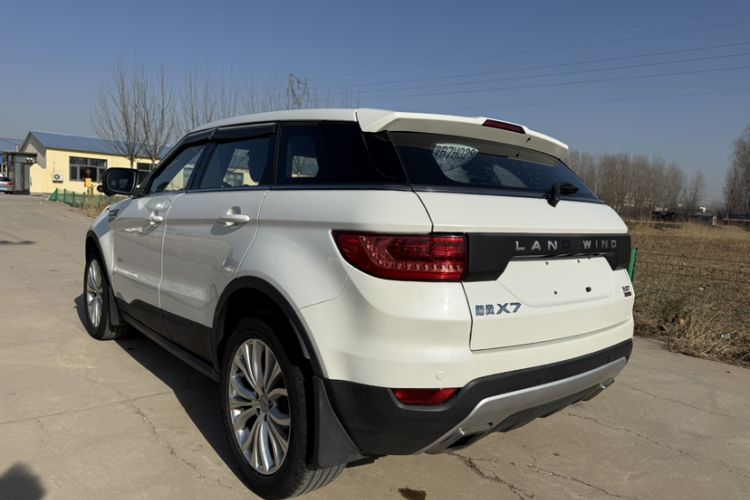 Used Land X7 2015 2.0T Panoramic Prestige Edition