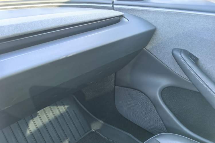 Used Tesla Model 3 2023 Rear-Wheel-Drive Version