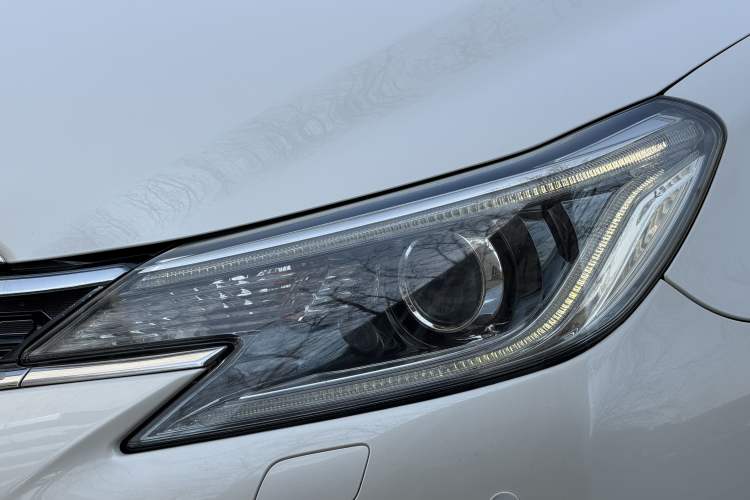 Used Toyota Reiz 2013 2.5V Shangrui Edition Left Front Headlight