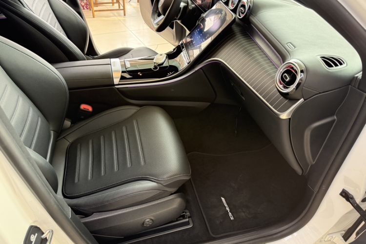 Used Mercedes-Benz GLC Coupe 2024 GLC 300 4MATIC Coupe SUV
