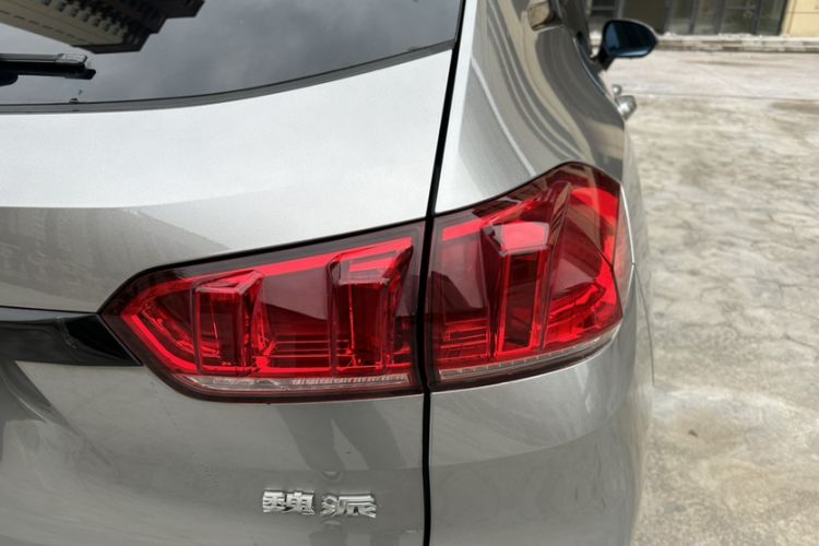 Used Wey VV5 2019 Upgraded Model 2.0T Two-Wheel Drive Ultra-Luxury Version China V Standard