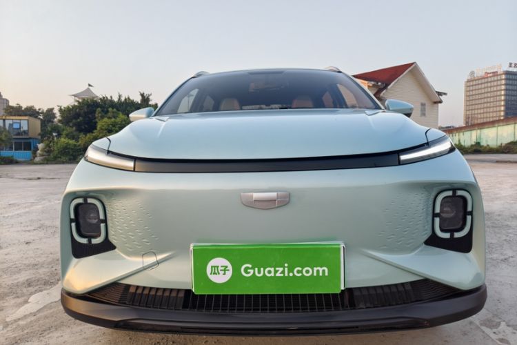 Used Geometry E Firefly 2024 301km Starlight Exterior 11