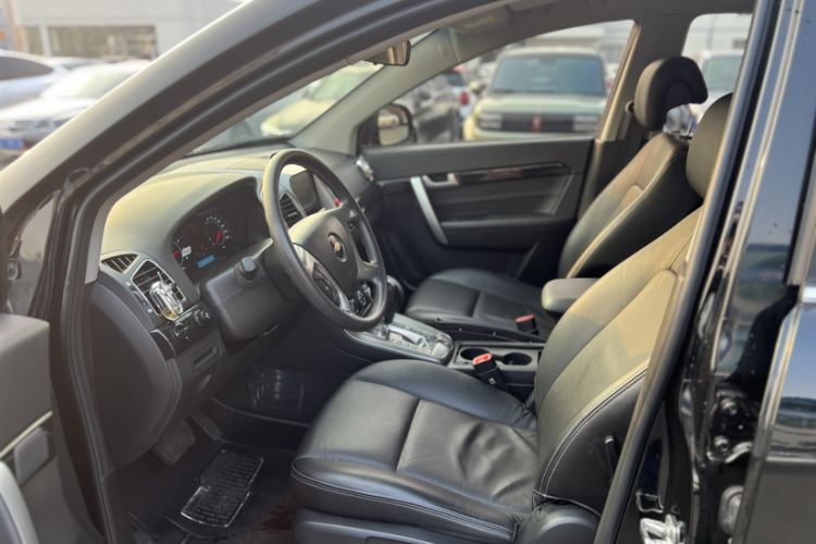 Used Chevrolet Captiva 2014 2.4L Two-Wheel Drive Urban Version 7 Seats
