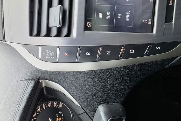 Used Lincoln MKZ 2019 2.0T Luxury Edition China VI