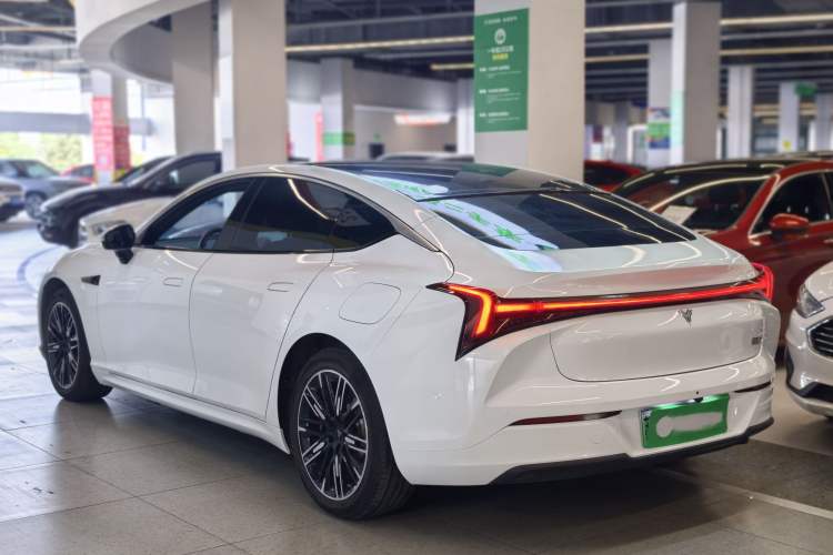 Used NETA S 2022 Extended-Range Version 1160 km Range Rear-Wheel-Drive Compact Edition