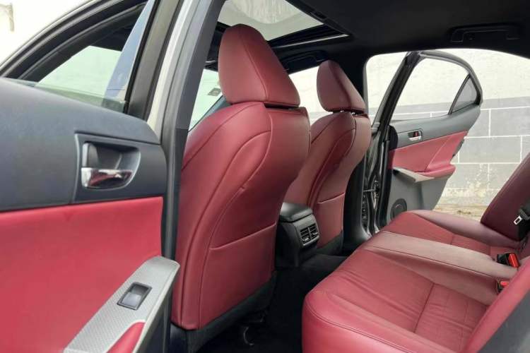 Used Lexus IS 2013 250 F SPORT
