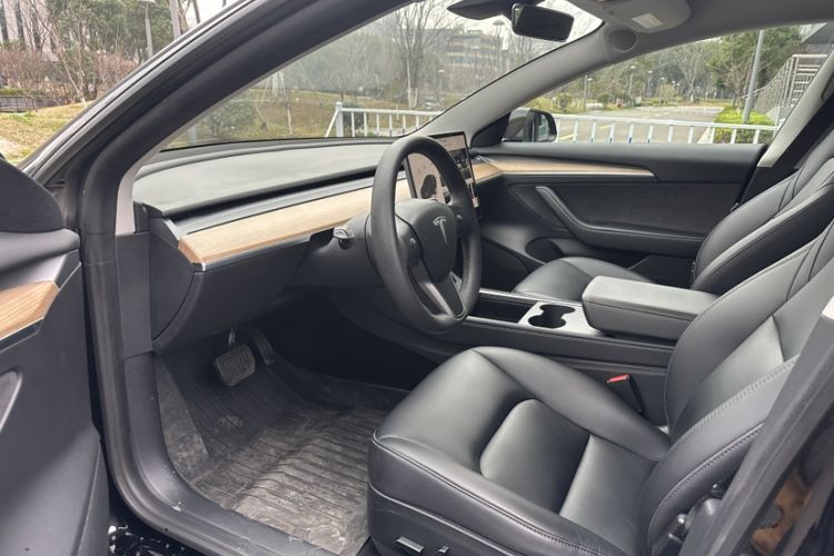 Used Tesla Model 3 2022 Rear-Wheel-Drive Version