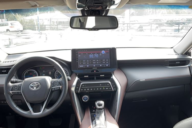 Used Toyota Harrier 2022 Dual-Engine 2.5L CVT Two-Wheel Drive Luxury Edition